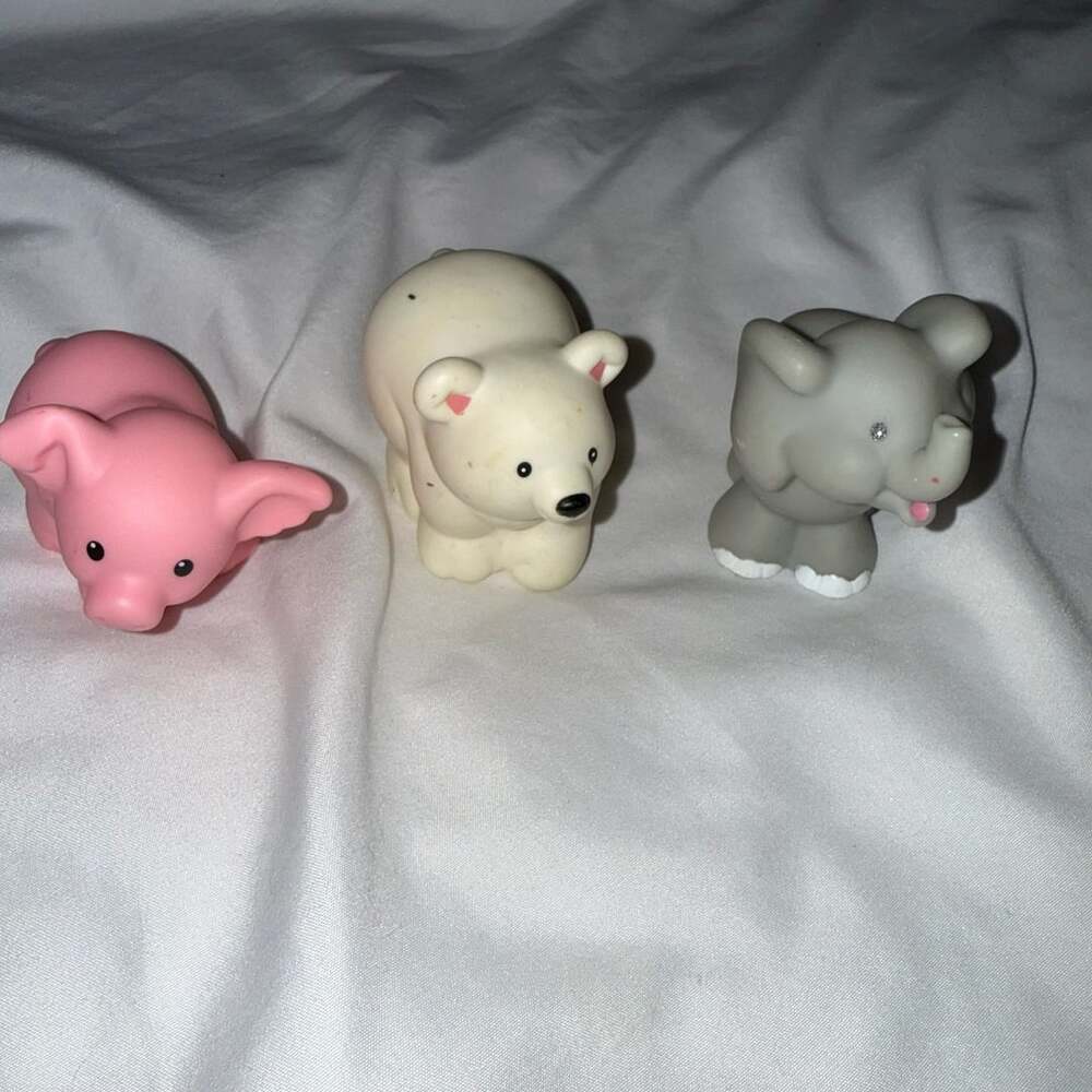 Fisher-Price Little People Animal Lot Pig Polar Bear Elephant 3-Piece Set